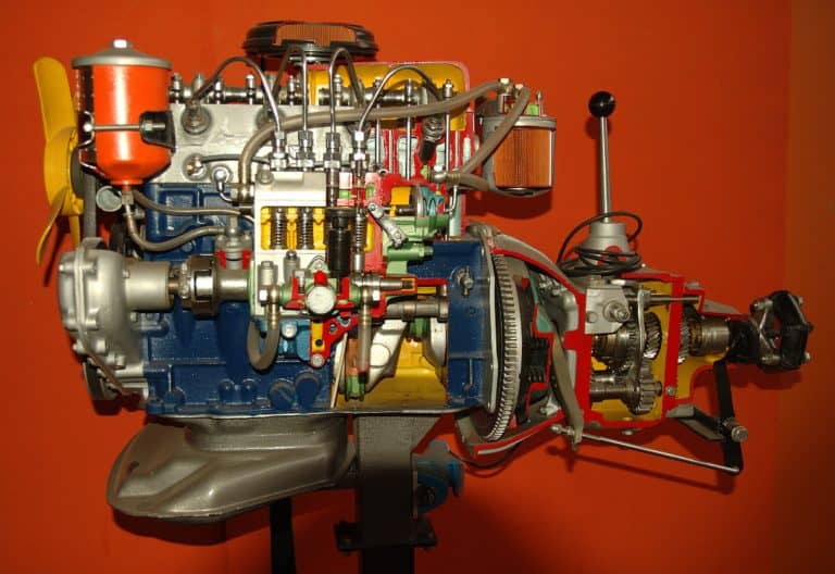 cut-away model of Diesel engine